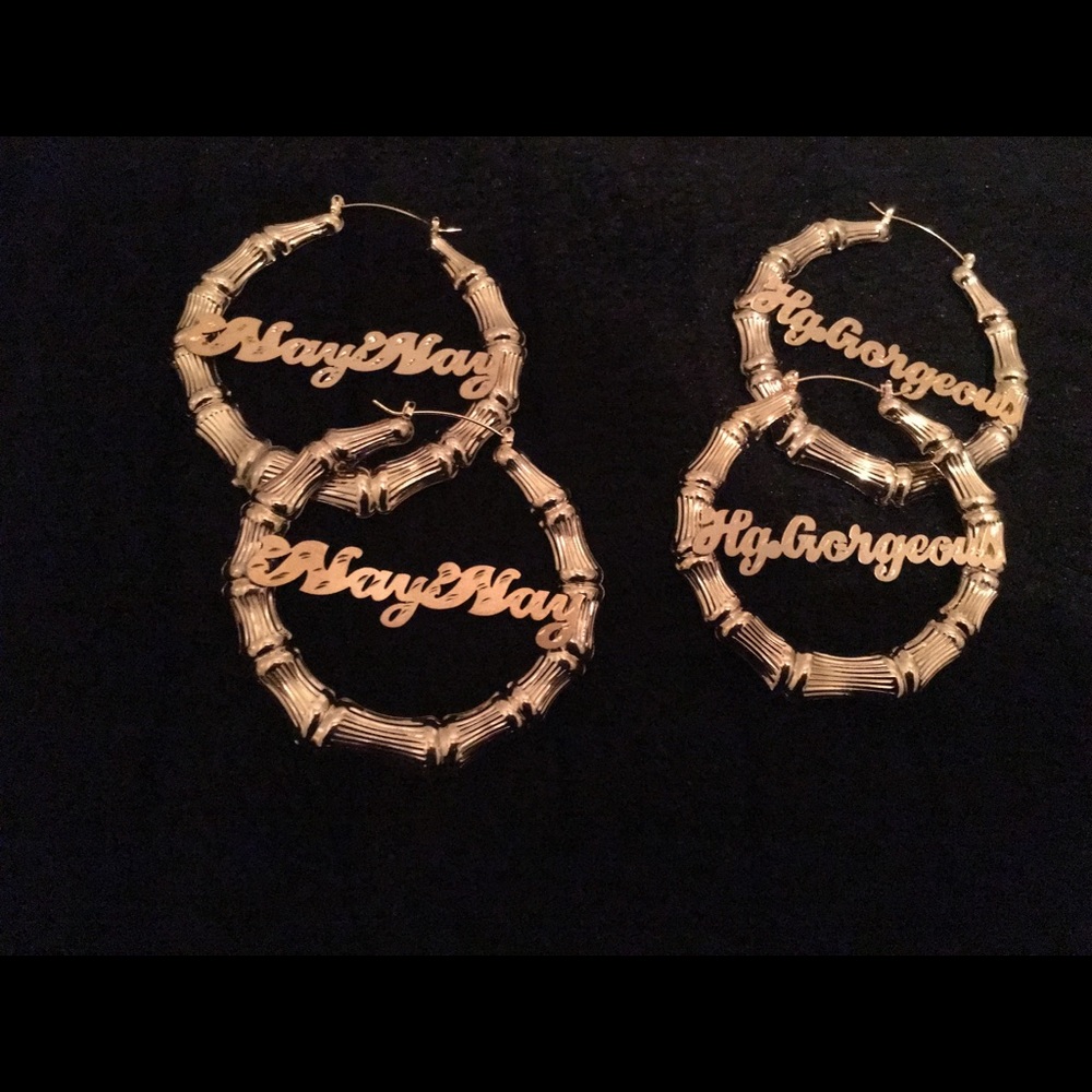 Gold custom nameplate earrings